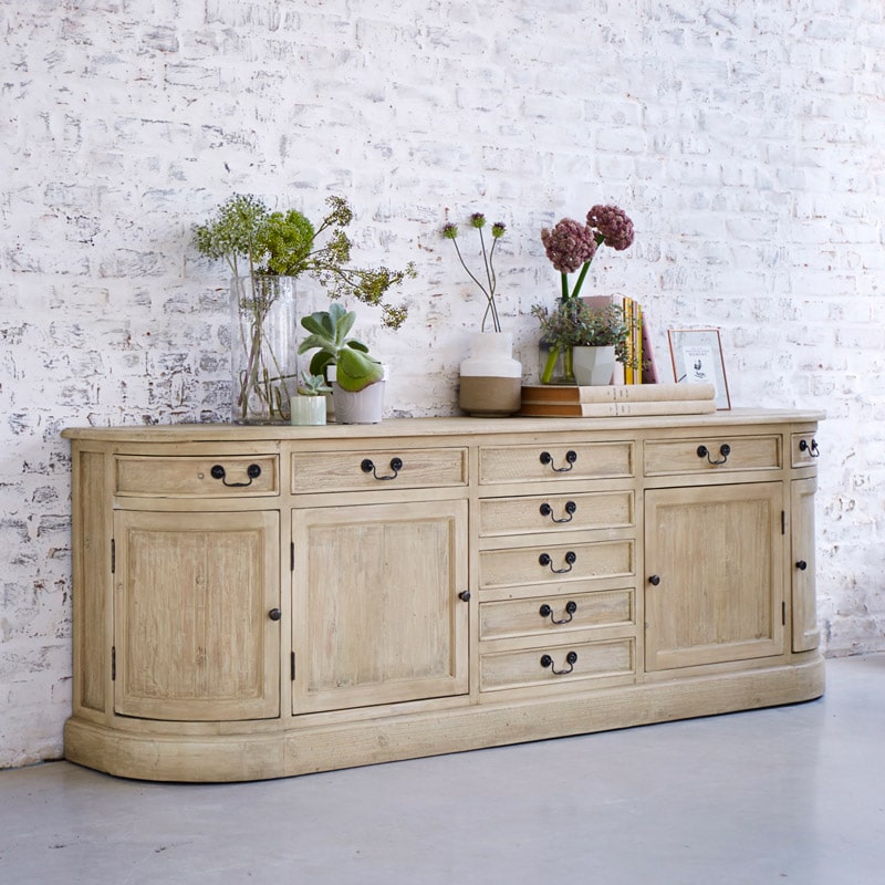 Read more about the article A Natural Pine Sideboard