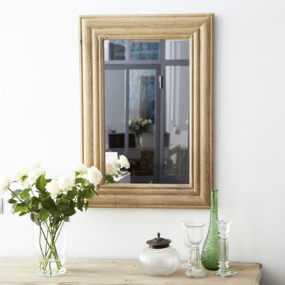 Read more about the article An elegant mirror in oak for a stylish style in my bathroom