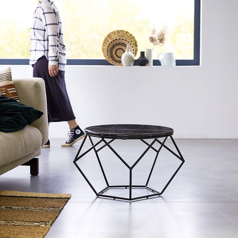 Read more about the article Opt for a powerful, new coffee table for your lounge