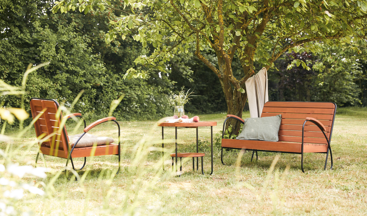 Read more about the article “Out is In”  Garden furniture comes indoors